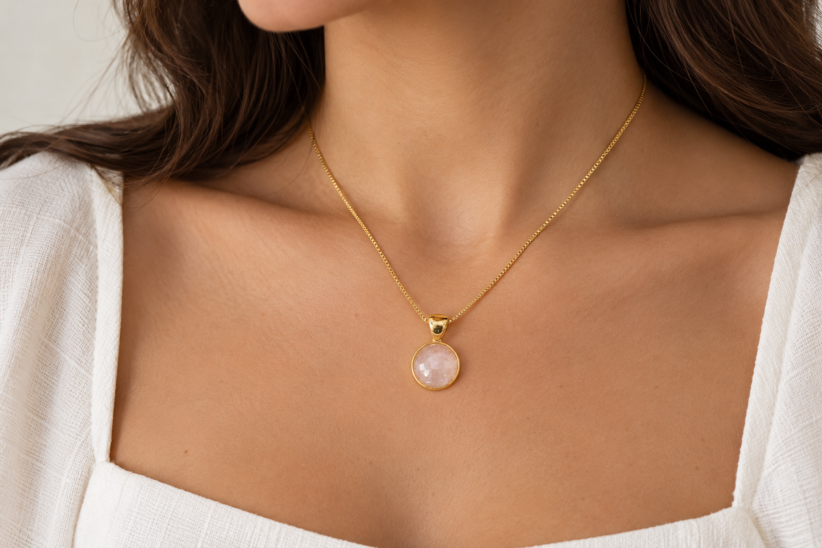 Harmonia Rosenquarz Halskette – 18K vergoldet
